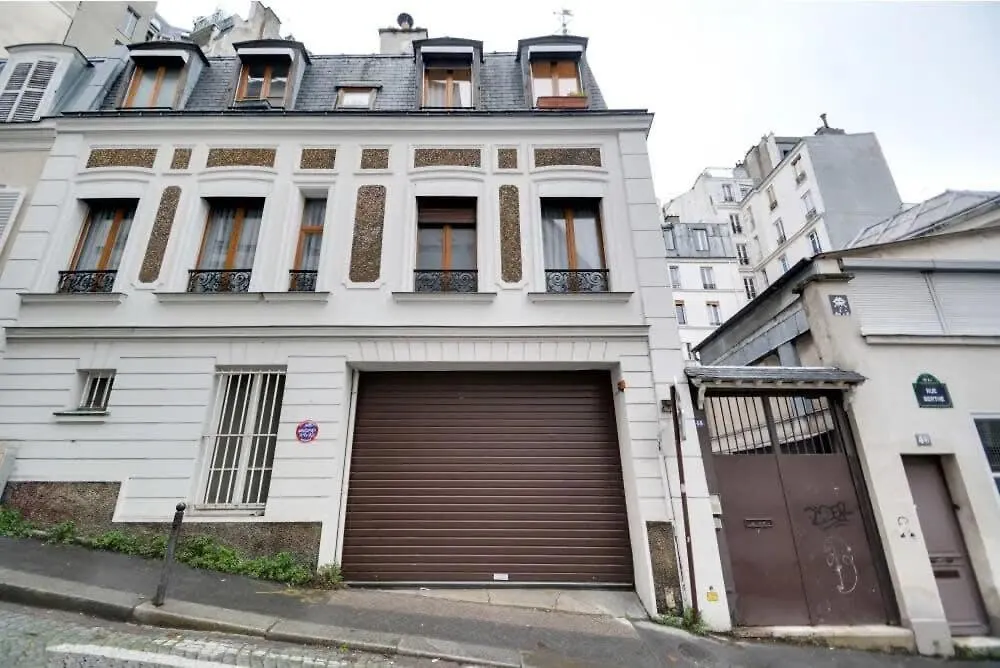 Montmartre Cozy And Bright 1Bd With Terrace Apartment Paris